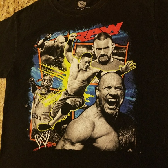 WWE Tee! - Picture 2 of 3